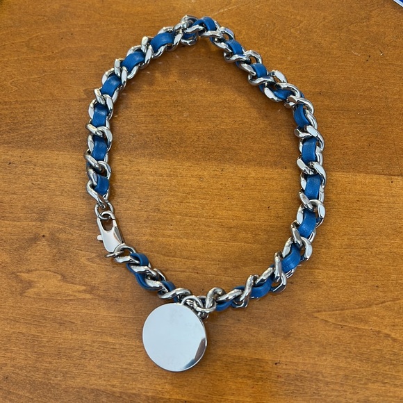 Tory Burch wrap bracelet - Picture 3 of 3